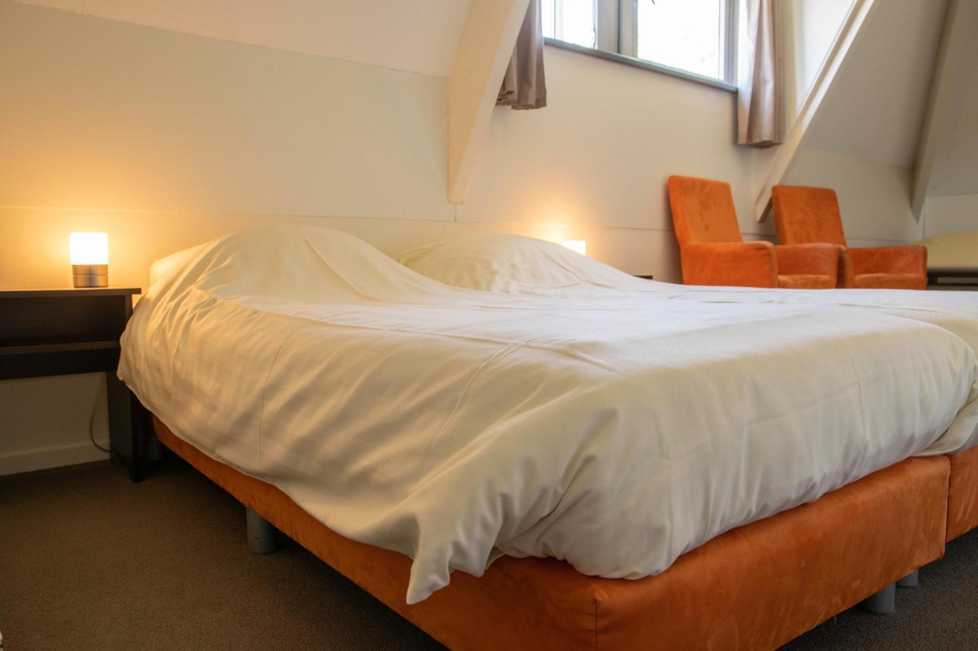 Vakantiepark Klein Vaarwater Бюрен Номер фото