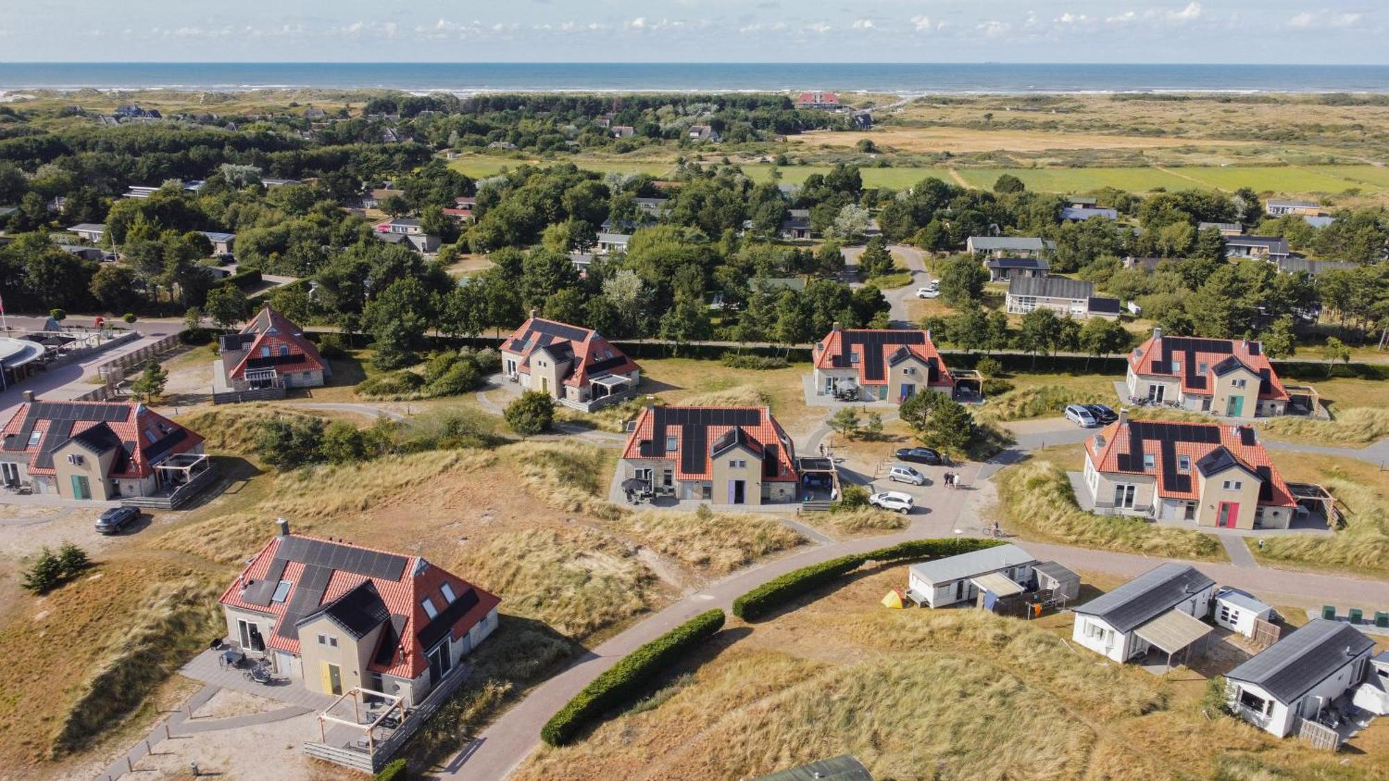 Vakantiepark Klein Vaarwater Бюрен Экстерьер фото