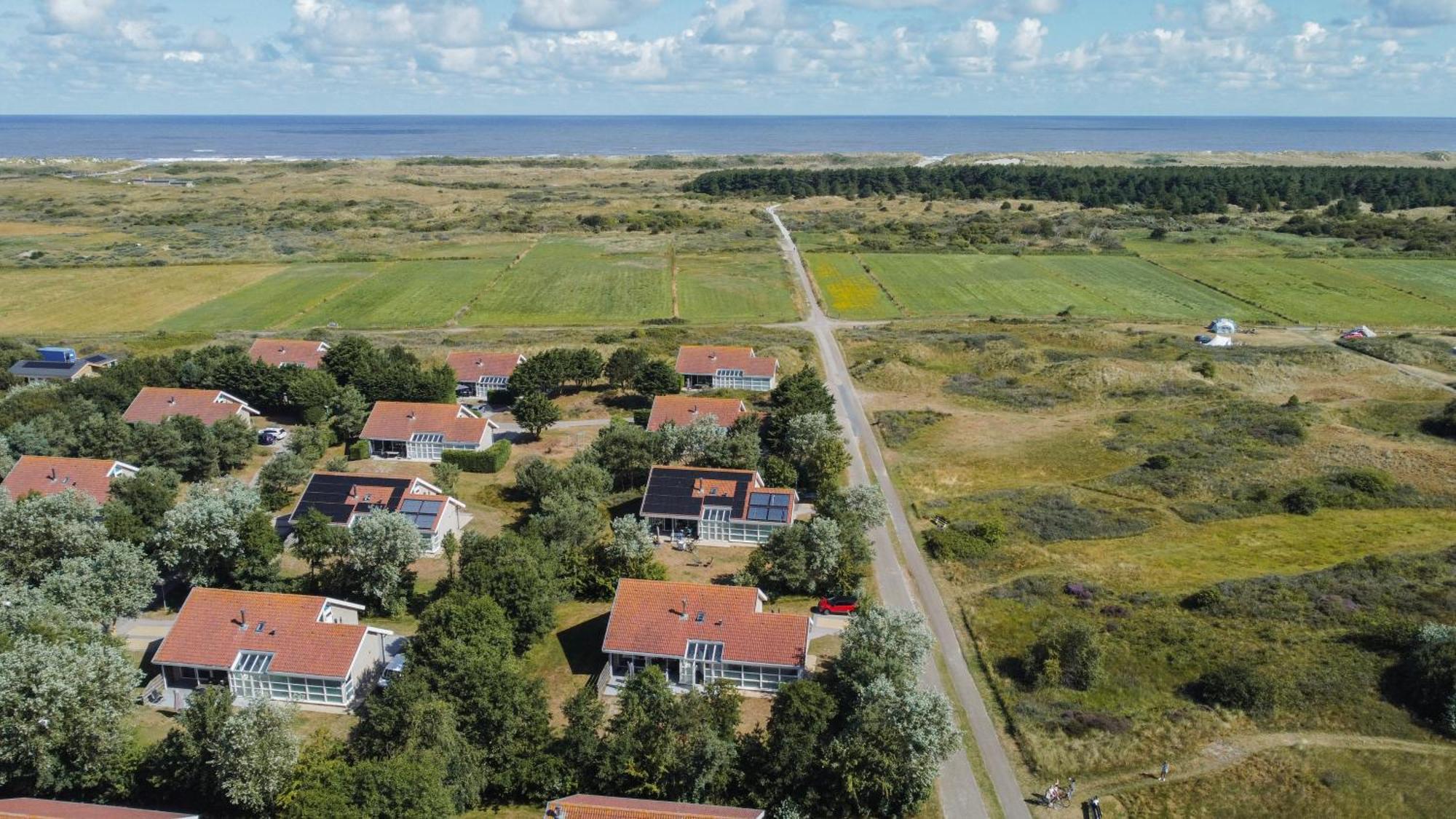 Vakantiepark Klein Vaarwater Бюрен Экстерьер фото