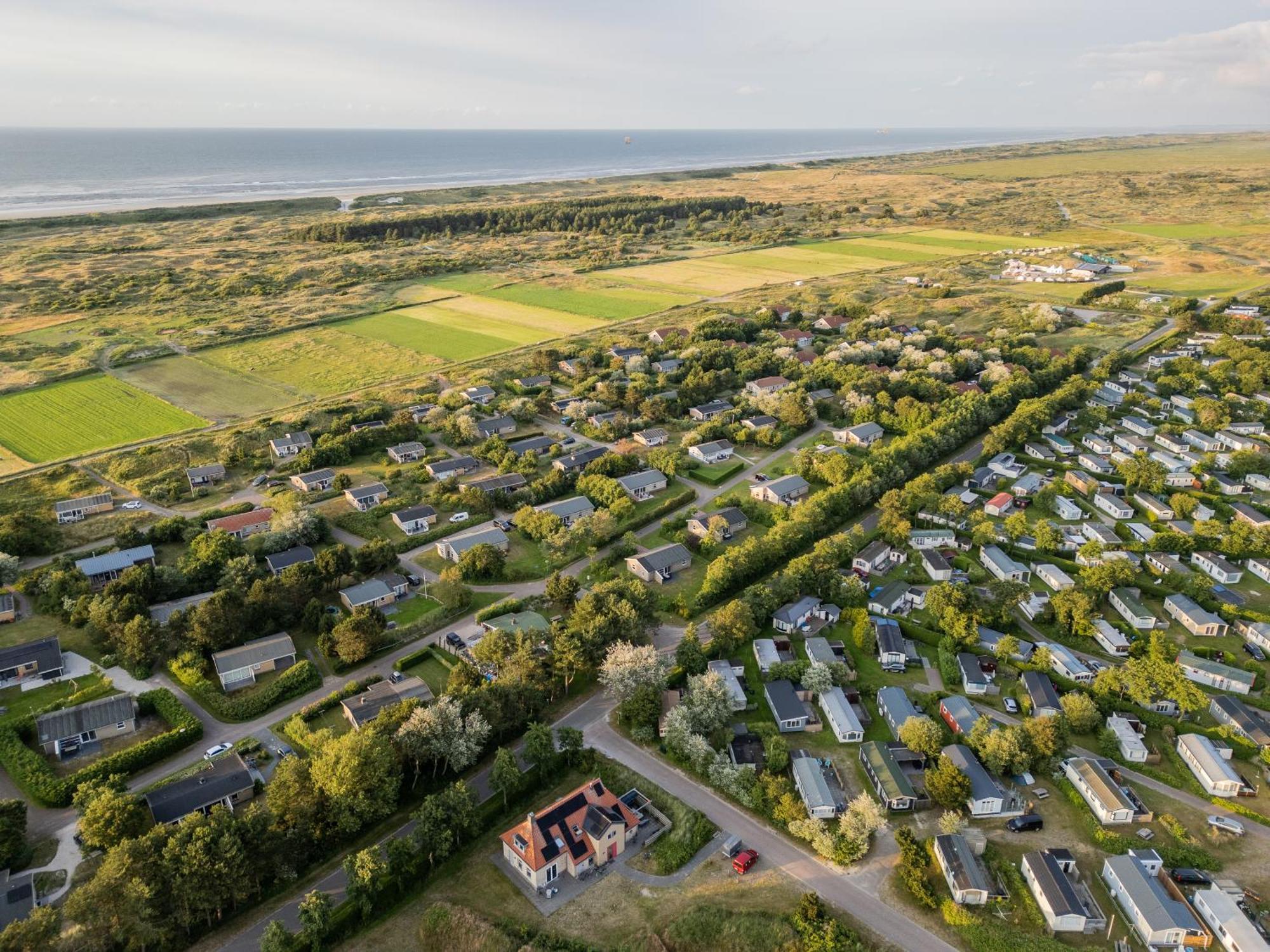 Vakantiepark Klein Vaarwater Бюрен Экстерьер фото
