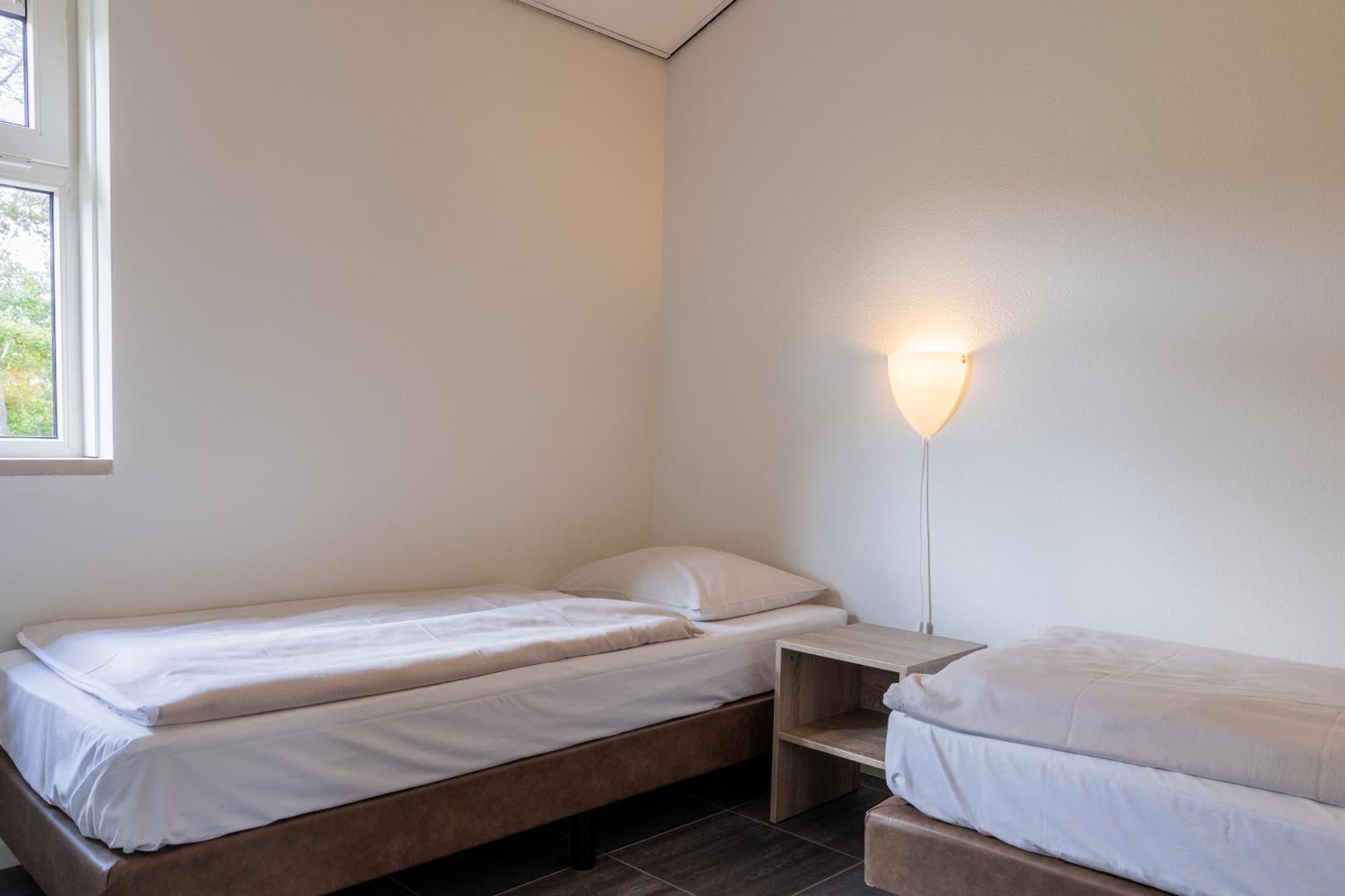 Vakantiepark Klein Vaarwater Бюрен Номер фото