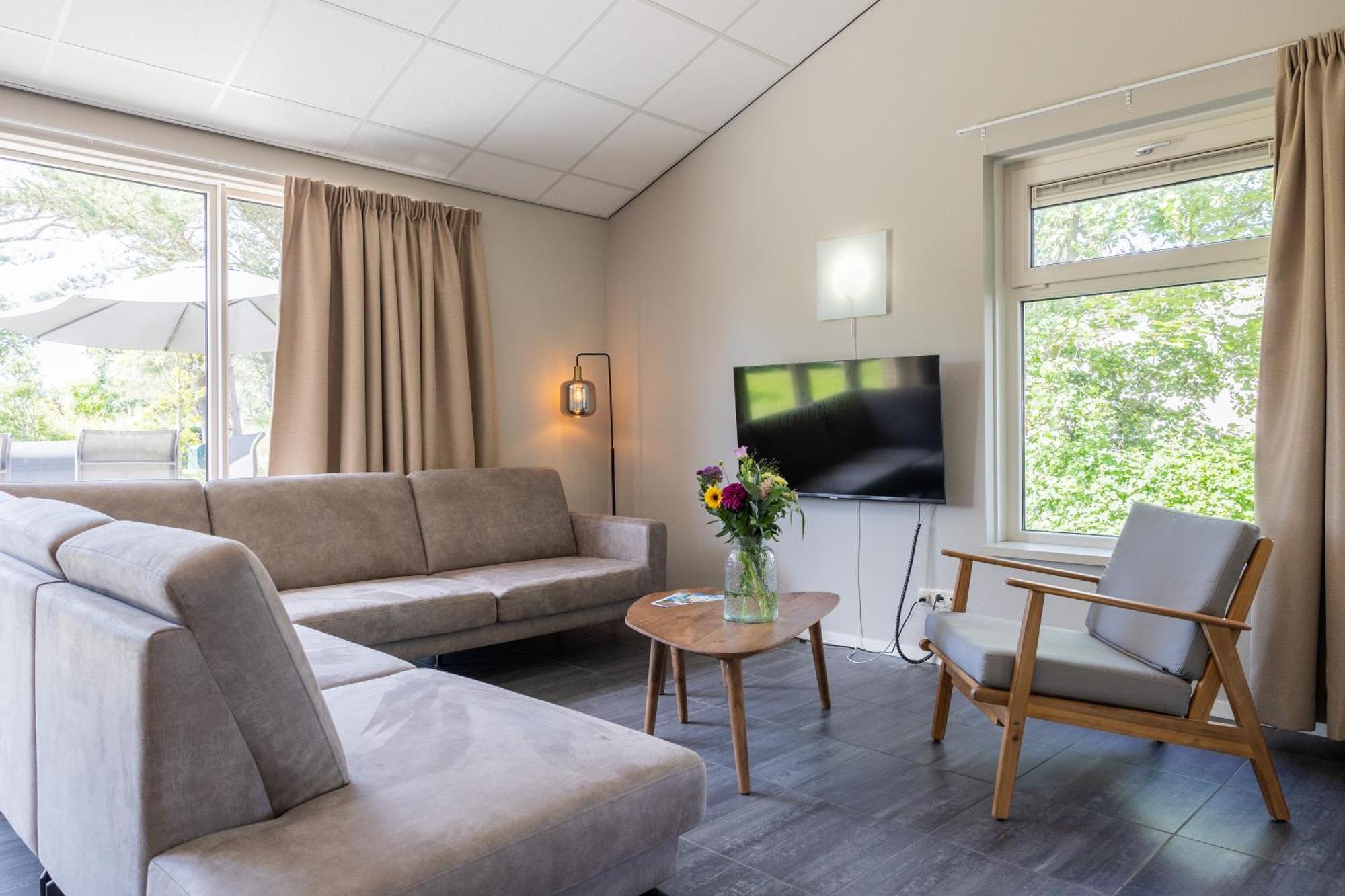 Vakantiepark Klein Vaarwater Бюрен Номер фото